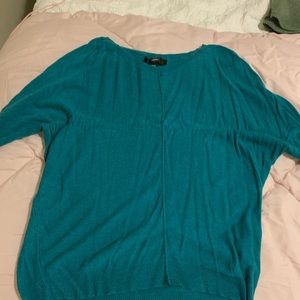 teal shirt